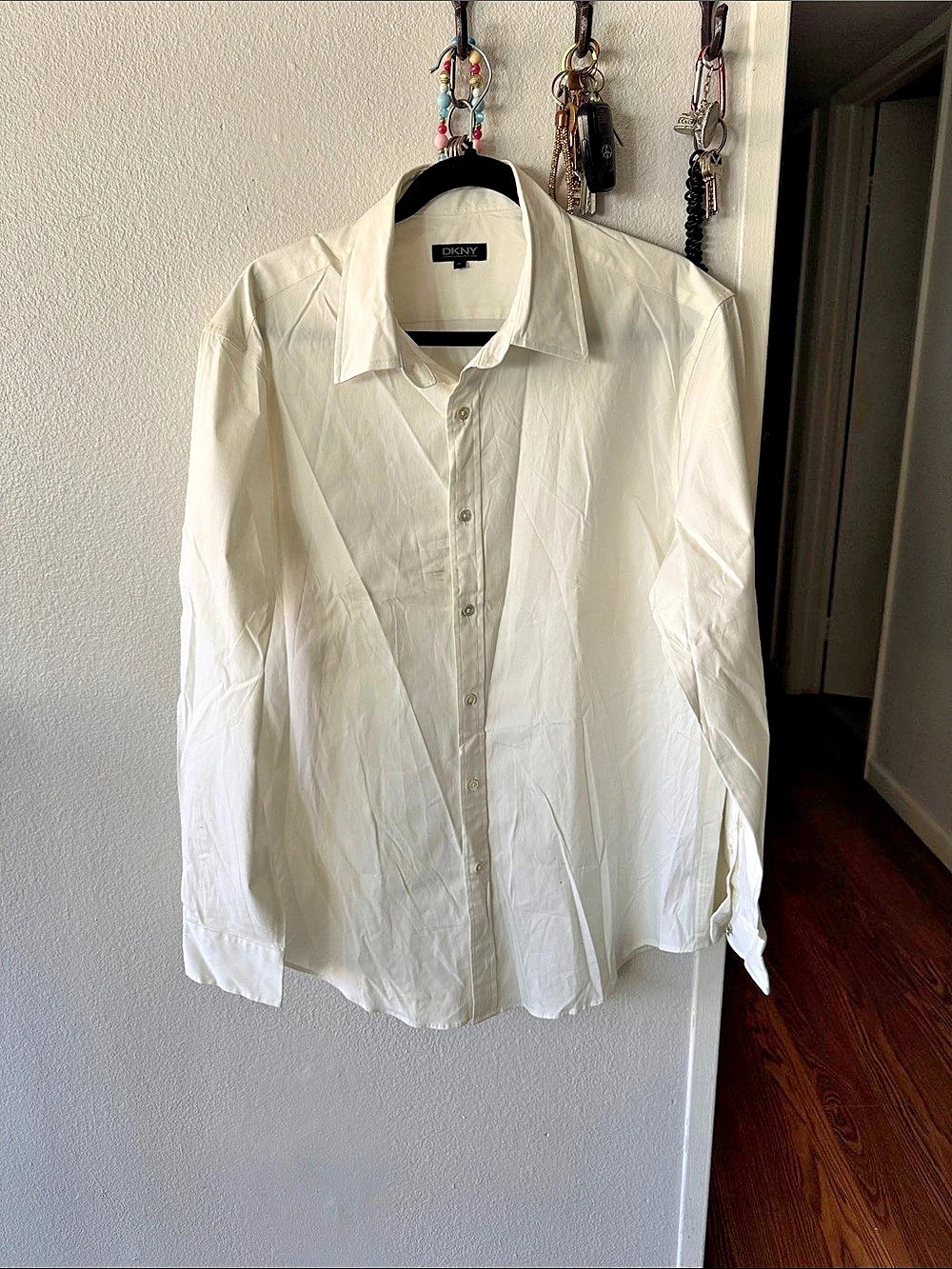 DKNY Button Down Shirt in White Size Small